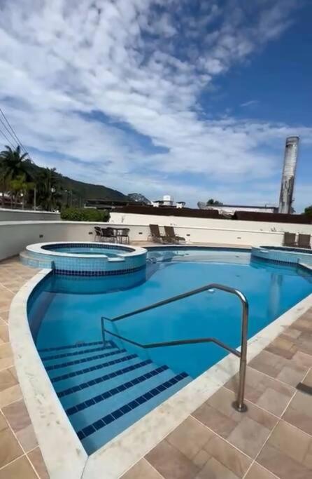 Apartamento Lindo Na Praia Da Enseada - Ubatuba Exterior photo